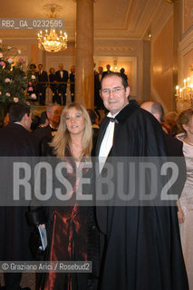 VENEZIA 14/12/03 - INAUGURAZIONE DEL GRAN TEATRO LA FENICE IL GOVERNATORE DEL VENETO GIANCARLO GALAN CON SIGNORA.- ©Graziano Arici/Rosebud2
