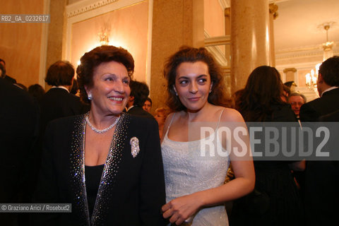 VENEZIA 14/12/03 - INAUGURAZIONE DEL GRAN TEATRO LA FENICE LA FIGLIA DI CIRIACO DE MITA.- ©Graziano Arici/Rosebud2