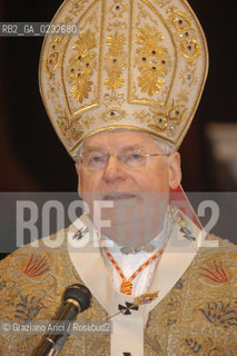 VENEZIA FESTA DELLA MADONNA DELLA SALUTE - PROCESSIONE CON IL CARDINALE PATRIARCA ANGELO SCOLA © 2003 Graziano Arici/Rosebud2 RELIGIONE