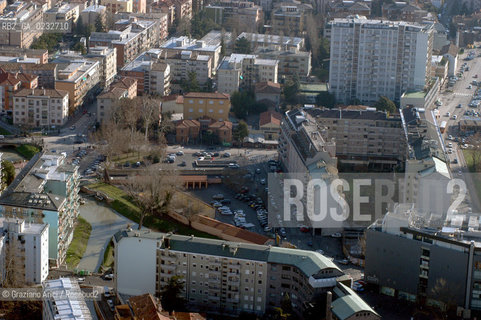 VENEZIA - MESTRE : PIAZZA BARCHE CENTRO COMMERCIALE BARCHE  © 2004 Graziano Arici/Rosebud2  / FOTO AEREA