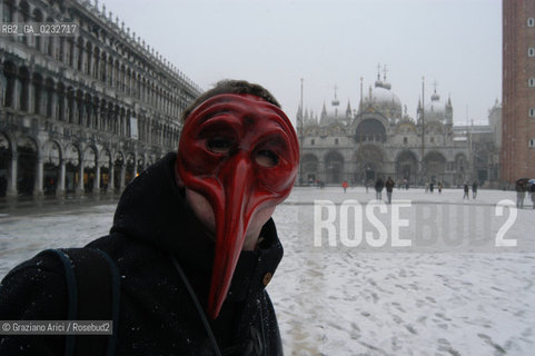 VENEZIA 23/01/04 NEVE IN PIAZZA SAN MARCO ©Graziano Arici/Rosebud2  INVERNO
