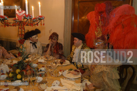 VENEZIA 21/2/04 - PALAZZO PISANI MORETTA - FESTA DEL DOGE :MISS ROSANNE VAN DE MORDEL - CARNEVALE ©Graziano Arici/Rosebud2