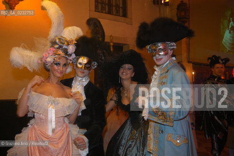 VENEZIA 21/2/04 - PALAZZO PISANI MORETTA - FESTA DEL DOGE : MR LUCA CASTELLI WITH SOME FRIENDS  - CARNEVALE ©Graziano Arici/Rosebud2