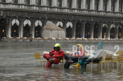VENEZIA 4 MAGGIO 2004 - ALTA MAREA  ©Graziano Arici/Rosebud2 / ACQUA ALTA
