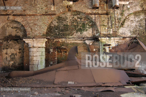 VENEZIA 19/5/04  ARSENALE LAVORI DI RESTAURO CAPANNONI CRISTOFORI ©Graziano Arici/Rosebud2 CONSORZIO VENEZIA NUOVA