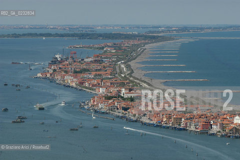 VENEZIA 25-05-04  LIDO PELLESTRINA ©Graziano Arici/Rosebud2 AEREA