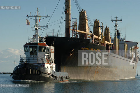 PORTOMARGHERA © 2004 Graziano Arici/Rosebud2 / FOTO AEREA / INDUSTRIA / CANALE DEI PETROLI