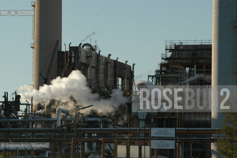 PORTOMARGHERA © 2004 Graziano Arici/Rosebud2 / FOTO AEREA / INDUSTRIA /  PETROLCHIMICO