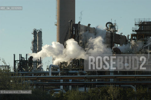 PORTOMARGHERA © 2004 Graziano Arici/Rosebud2 / FOTO AEREA / INDUSTRIA /  PETROLCHIMICO