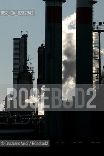 PORTOMARGHERA © 2004 Graziano Arici/Rosebud2 / FOTO AEREA / INDUSTRIA /  PETROLCHIMICO