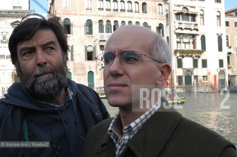 VENEZIA 13/11/04 MANIFESTAZIONE DEL PARTITO DI RIFONDAZIONE COMUNISTA E DEL MOVIMENTO NO GLOBAL CONTRO LASSEMBLEA PARLAMENTARE DELLA NATO : VITTORIO AGNOLETTO  E PAOLO CACCIARI ©Graziano Arici/Rosebud2