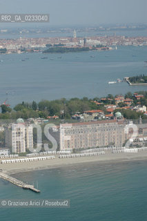 VENEZIA LIDO HOTEL EXCELSIOR ©Graziano Arici/Rosebud2 SPIAGGIA..