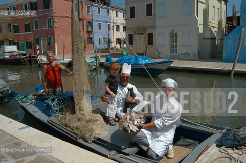 VENEZIA MAGGIO 2005 THE RESTAURANT  AL GATTO NERO   WITH RUGGERO BOVO AND HIS SON ©Graziano Arici/Rosebud2 GASTRONOMIA RISTORANTE BURANO