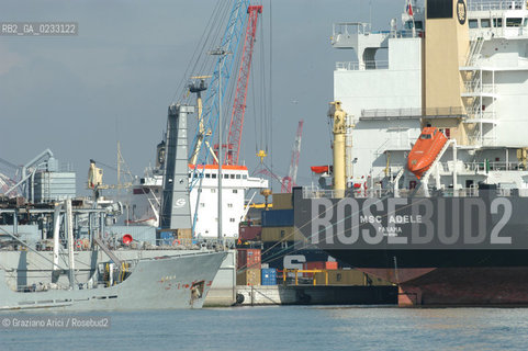 VENEZIA SETTEMBRE 2005 - PORTO MARGHERA -  THE VENICE HARBOUR ©Graziano Arici/Rosebud2 PORTO COMMERCIALE