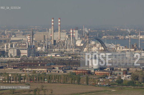 VENEZIA 18/09/05 FOTO AEREE DI PORTO MARGHERA ©Graziano Arici/Rosebud2