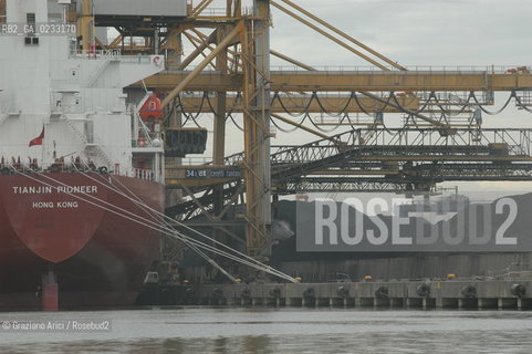 VENEZIA SETTEMBRE 2005 : PORTOMARGHERA - PORTO COMMERCIALE ©Graziano Arici/Rosebud2 NAVE