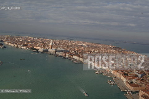 VENEZIA 1/12/05 - FOTO AEREA DI VENEZIA  ©Graziano Arici/Rosebud2