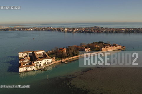 VENEZIA 11 GENNAIO 2006 - FOTO AEREA DELLISOLA DI SAN SERVOLO  ©Graziano Arici/Rosebud2 AEREA.