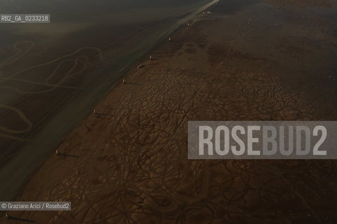 VENEZIA 11 GENNAIO 2006 - FOTO AEREA DELLA LAGUNA E BARENE ©Graziano Arici/Rosebud2 AEREA