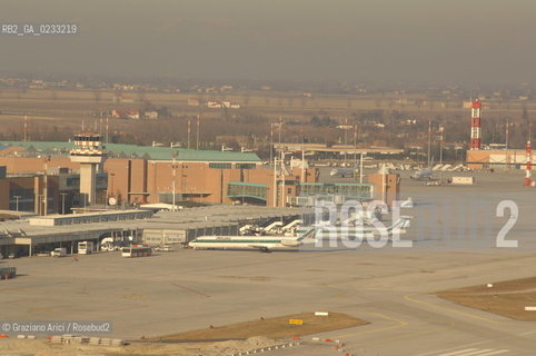 VENEZIA 11 GENNAIO 2006 - FOTO AEREA DELLAEREOPORTO MARCO POLO ©Graziano Arici/Rosebud2 AEREA