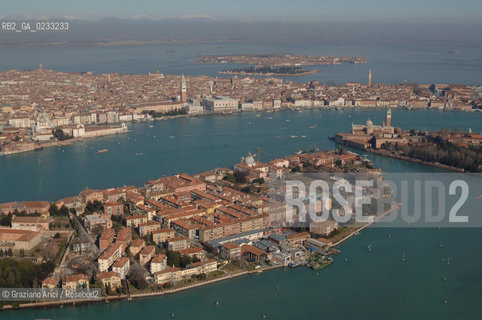 VENEZIA GENNAIO 2006 -FOTO AEREA DI VENEZIA CON LISOLA DELLA GIUDECCA  @ Graziano Arici/Rosebud2