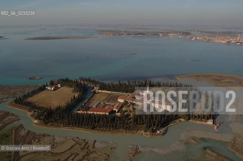 VENEZIA GENNAIO 2006 -FOTO AEREA DELLISOLA DI S.FRANCESCO DEL DESERTO  @ Graziano Arici/Rosebud2