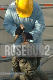 VENEZIA 25 GENNAIO 2006 - LAVORI DI RESTAURO DELLA TORRE DELLOROLOGIO ©Graziano Arici/Rosebud2 BRANDOLIN & DOTTOR