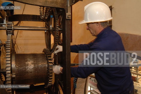 VENEZIA 24 FEBBRAIO 2006 - LAVORI DI RESTAURO DELLA TORRE DELLOROLOGIO ©Graziano Arici/Rosebud2 BRANDOLIN & DOTTOR OROLOGIO