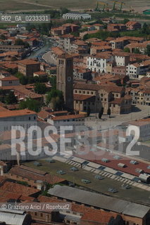 VENEZIA 25 MAGGIO 2006 - FOTO AEREA DELLISOLA DI MURANO ©Graziano Arici/Rosebud2 LAGUNA