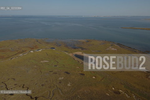 VENEZIA 13/06/06 FOTO AEREE AI LAVORI IN CORSO  PER LA RICOSTRUZIONE BARENE ©Graziano Arici/Rosebud2 CONSORZIO VENEZIA NUOVA