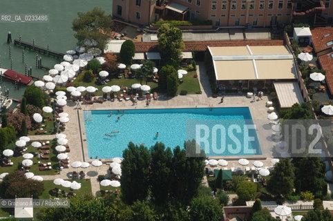 VENEZIA 13/06/06 FOTO AEREE VENEZIA HOTEL CIPRIANI PISCINA ©Graziano Arici/Rosebud2