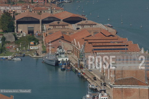VENEZIA SETTEMBRE 2006 -  FOTO AEREE DELLARSENALE A CASTELLO  ©Graziano Arici/Rosebud2