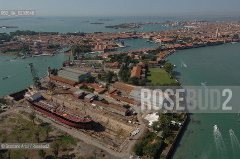 VENEZIA SETTEMBRE 2006 -  FOTO AEREE DELLARSENALE A CASTELLO  ©Graziano Arici/Rosebud2
