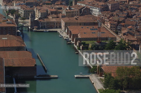 VENEZIA SETTEMBRE 2006 -  FOTO AEREE DELLARSENALE A CASTELLO  ©Graziano Arici/Rosebud2