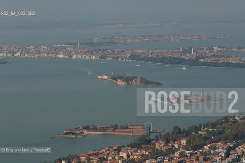 VENEZIA SETTEMBRE 2006 -  FOTO AEREA DI VENEZIA  ©Graziano Arici/Rosebud2