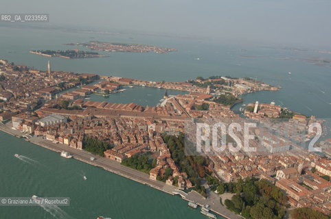 VENEZIA SETTEMBRE 2006 -  FOTO AEREE DELLARSENALE A CASTELLO  ©Graziano Arici/Rosebud2