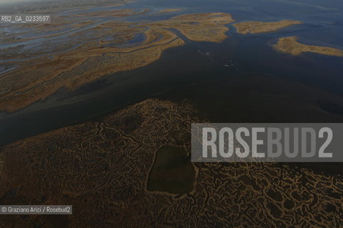 VENEZIA 10/10/06 FOTO AEREE AI LAVORI IN CORSO  PER LA RICOSTRUZIONE BARENE  MILLECAMPI PESCA ©Graziano Arici/Rosebud2 CONSORZIO VENEZIA NUOVA LAGUNA