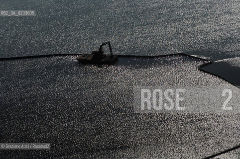 VENEZIA 10/10/06 FOTO AEREE AI LAVORI IN CORSO  PER LA RICOSTRUZIONE BARENE  BARENA PUNTA VECIA ©Graziano Arici/Rosebud2 CONSORZIO VENEZIA NUOVA LAGUNA
