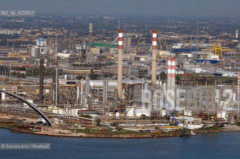 VENEZIA 10/10/06 FOTO AEREE PORTO MARGHERA ©Graziano Arici/Rosebud2 ZONA INDUSTRIALE