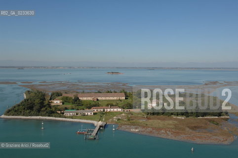VENEZIA 10/10/06 FOTO AEREA ISOLA DEL LAZZARETTO NUOVO  ©Graziano Arici/Rosebud2