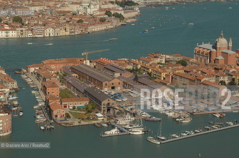 VENEZIA 10/10/06 FOTO AEREA GIUDECCA CANTIER EX-CNOMV  ©Graziano Arici/Rosebud2