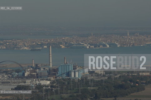 VENEZIA 10/10/06 FOTO AEREA PORTO MARGHERA   ©Graziano Arici/Rosebud2