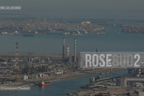 VENEZIA 10/10/06 FOTO AEREA PORTO MARGHERA VENEZIA  ©Graziano Arici/Rosebud2