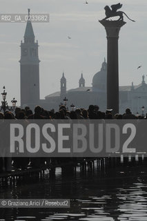 VENEZIA 24 OTTOBRE 2006 - ALTA MAREA IN PIAZZA S.MARCO @ Graziano Arici/Rosebud2 TURISMO ACQUA ALTA