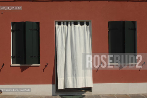 VENEZIA 4/08/07 - LIDO S.PIETRO IN VOLTA ©Graziano Arici/Rosebud2 SPIAGGIA PESCA MURAZZI