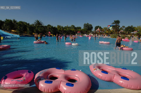 VENEZIA 1/08/2007 - LITORALE DI JESOLO ACQUALANDIA ©Graziano Arici/Rosebud2 SPIAGGIA ACQUA PISCINA