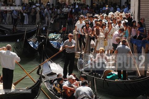 VENEZIA SETTEMBRE 2007 - TURISMO A VENEZIA  ©Graziano Arici/Rosebud2 TURISTI  . VENELAND