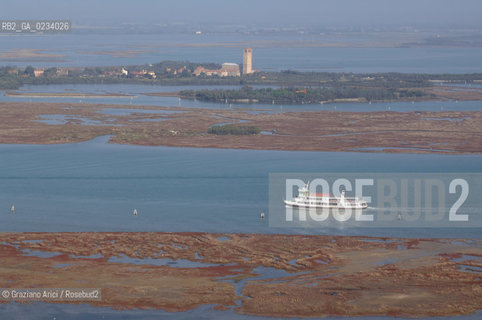 VENEZIA 16/10/07 FOTO AEREA DI TORCELLO ©Graziano Arici/Rosebud2  BARCA