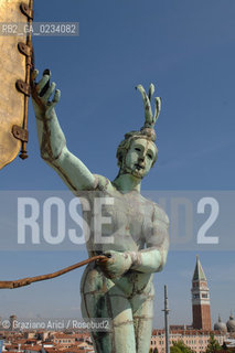 24/4/08 - LAVORI DI RESTAURO  E RISTRUTTURAZIONE DELLA PUNTA DELLA DOGANA ©Graziano Arici/Rosebud2