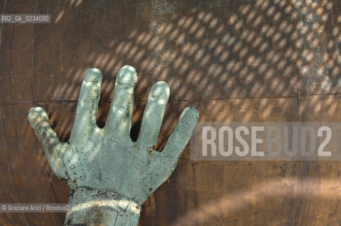 24/4/08 - LAVORI DI RESTAURO  E RISTRUTTURAZIONE DELLA PUNTA DELLA DOGANA ©Graziano Arici/Rosebud2